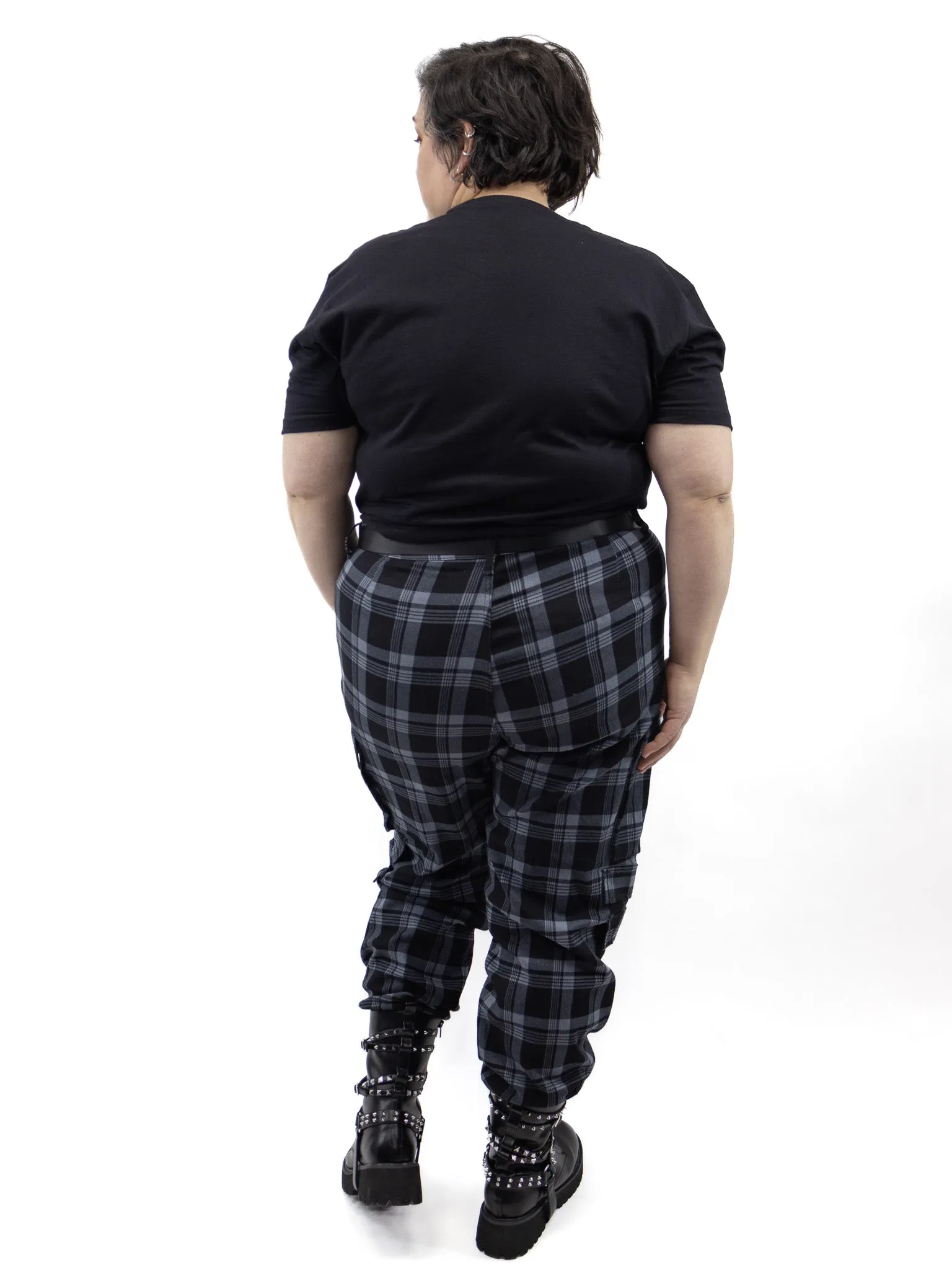 Cece Grey Plaid Cargo Joggers