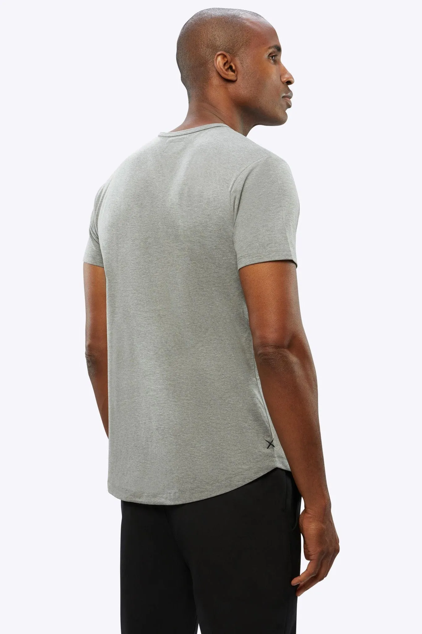 Cuts Clothing AO Curve-Hem Tee in Heather Grey