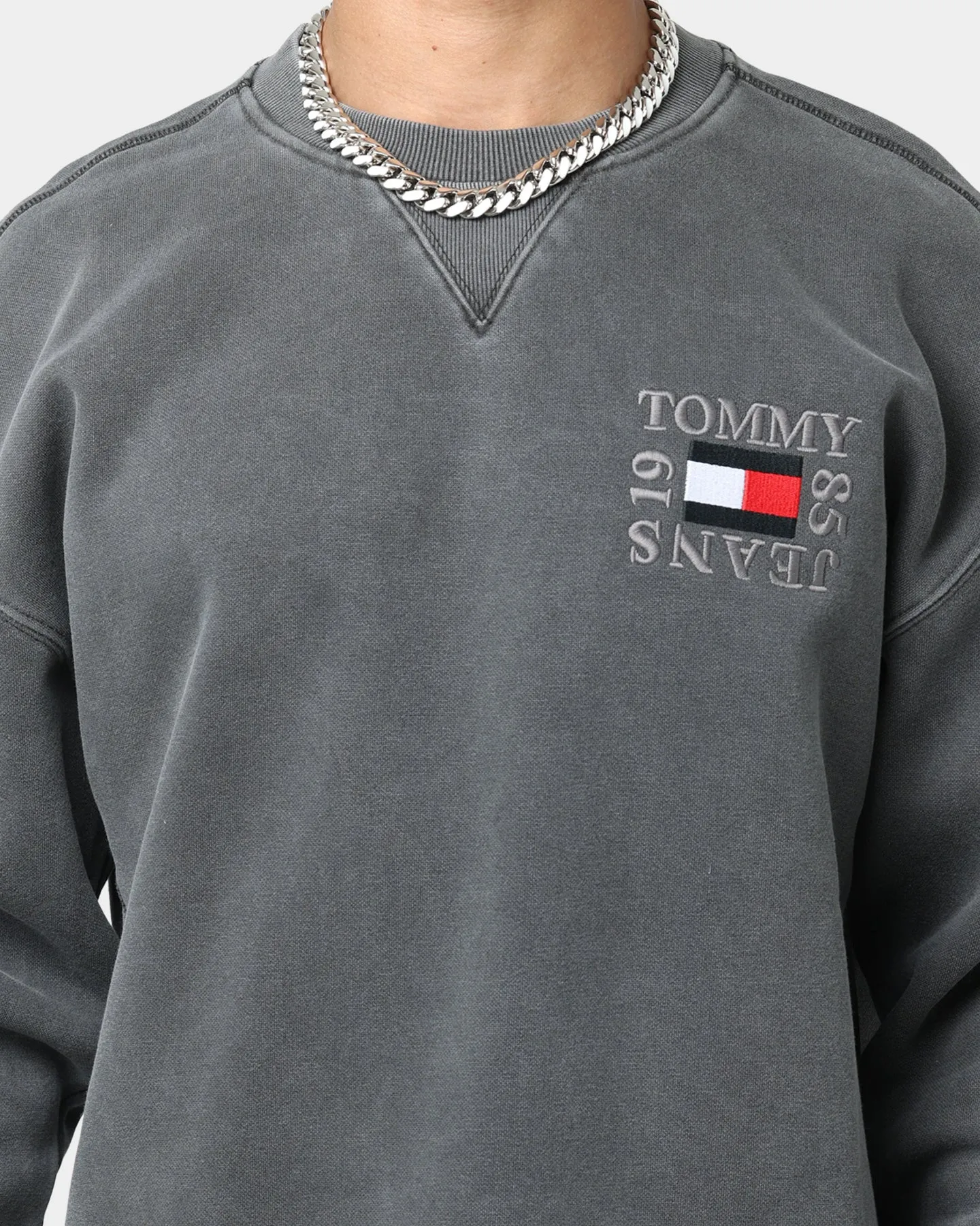 Tommy Jeans Timeless Tommy Box Crewneck Black